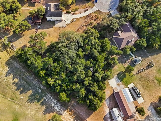 1371 Four Winds, Canyon Lake, TX 78133