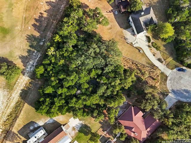 1371 Four Winds, Canyon Lake, TX 78133