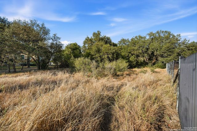 1371 Four Winds, Canyon Lake, TX 78133