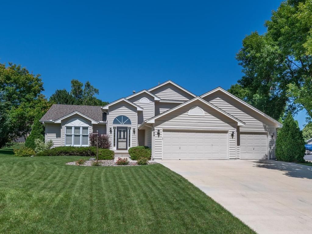 733 Ashley Drive, Chaska, MN 55318 — exterior