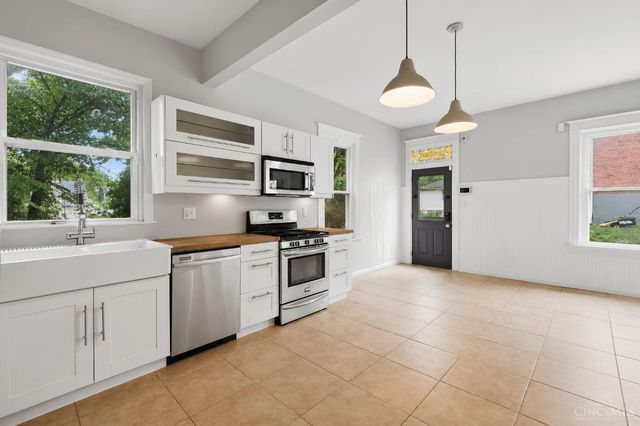 6320 Savannah Avenue, Cincinnati, OH 45224