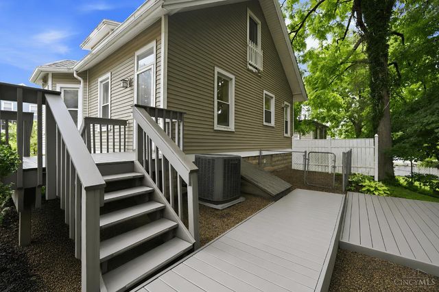 6320 Savannah Avenue, Cincinnati, OH 45224