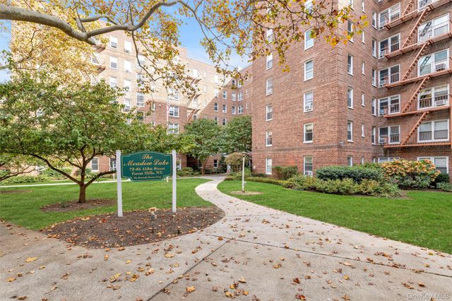 72-61 113th Street 4B, Forest Hills, NY 11375