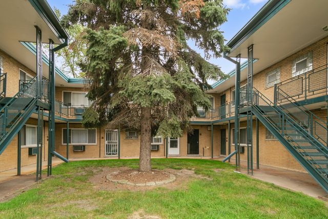 3007 W 87th Street 10, Evergreen Park, IL 60805
