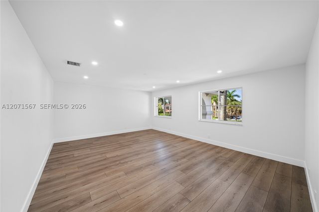 1855 Hidden Trail Ln, Weston, FL 33327