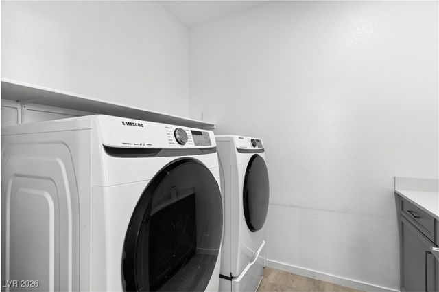 6830 Fallen Rock Street, North Las Vegas, NV 89084