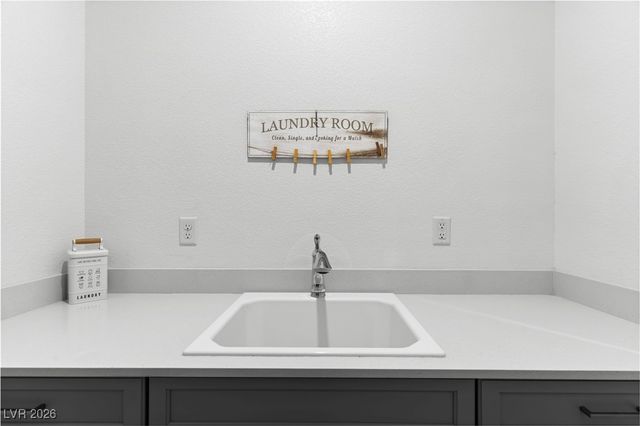 6830 Fallen Rock Street, North Las Vegas, NV 89084