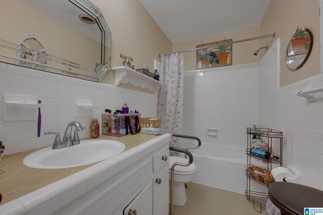126 TREASURE TRAIL, Gardendale, AL 35071