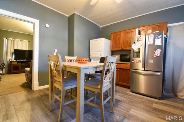 619 E Main Street, Staunton, IL 62088