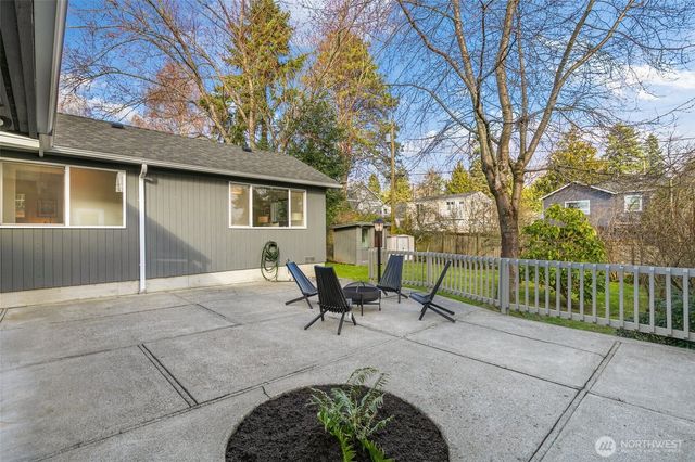 6226 44th Avenue NE, Seattle, WA 98115