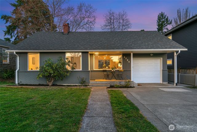 6226 44th Avenue NE, Seattle, WA 98115