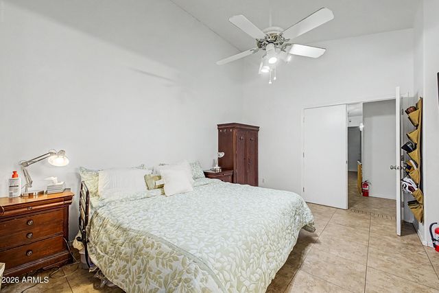 4625 E LAVENDER Lane, Phoenix, AZ 85044