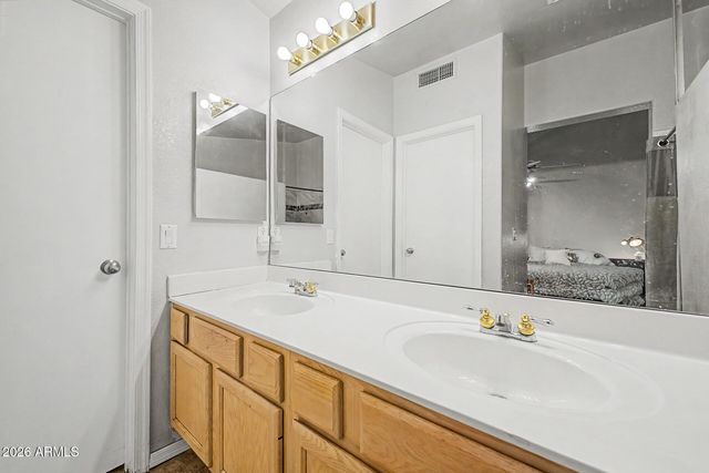 4625 E LAVENDER Lane, Phoenix, AZ 85044
