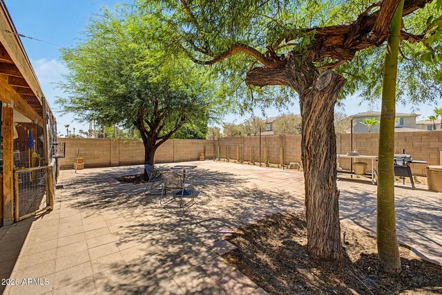 4625 E LAVENDER Lane, Phoenix, AZ 85044