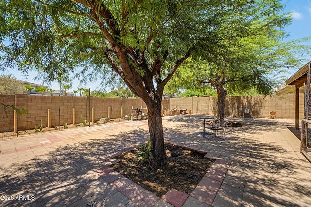 4625 E LAVENDER Lane, Phoenix, AZ 85044