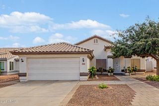 4625 E LAVENDER Lane, Phoenix, AZ 85044