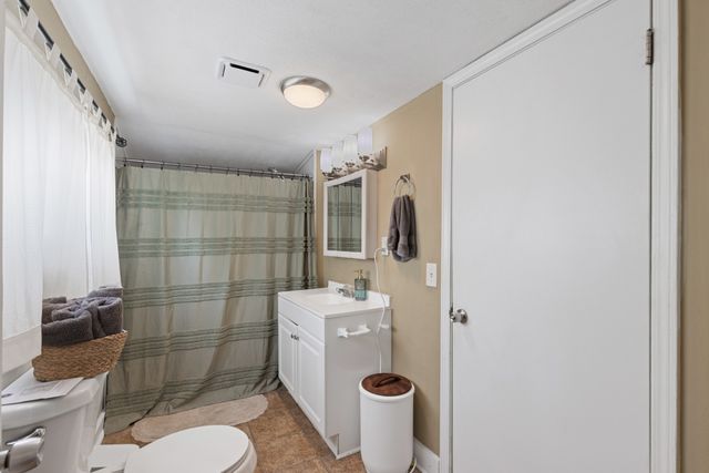 1357 Main St, Greenbrier, TN 37073