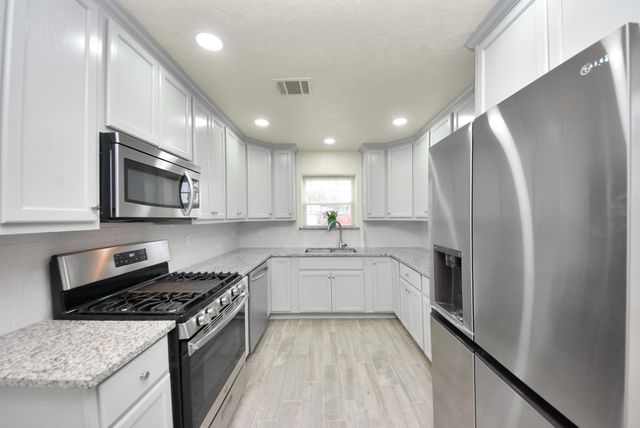 6324 Bramley Drive, Pasadena, TX 77503