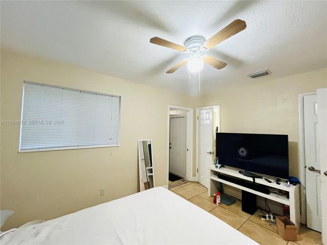 1761 NW 27th Ter, Fort Lauderdale, FL 33311