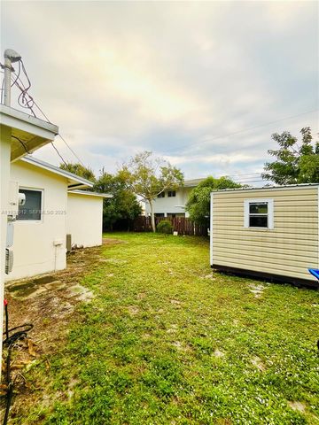 1761 NW 27th Ter, Fort Lauderdale, FL 33311