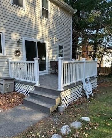 202 Dale St, Waltham, MA 02451
