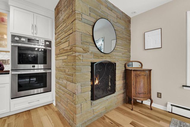1225 Indianwood DRIVE, Brookfield, WI 53005