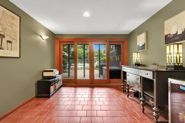 1225 Indianwood DRIVE, Brookfield, WI 53005