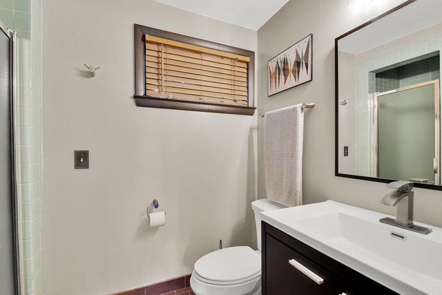 1225 Indianwood DRIVE, Brookfield, WI 53005