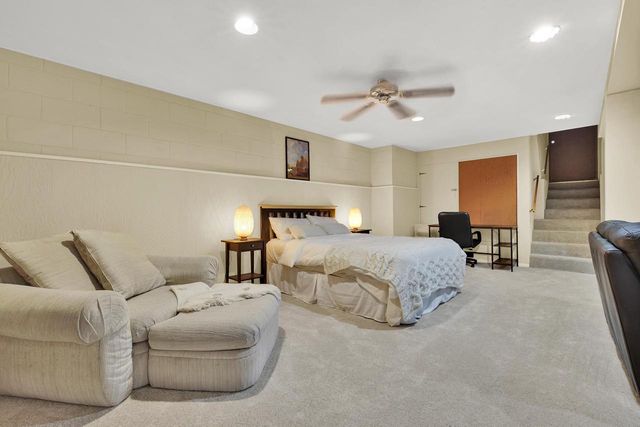 1225 Indianwood DRIVE, Brookfield, WI 53005