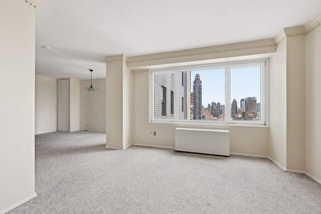303 E 57th St Apt 45A, New York City, NY 10022