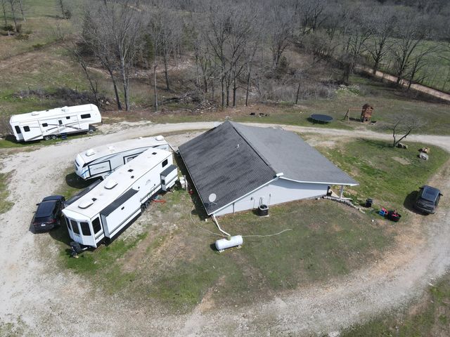 1452 County Road 542, Caulfield, MO 65626