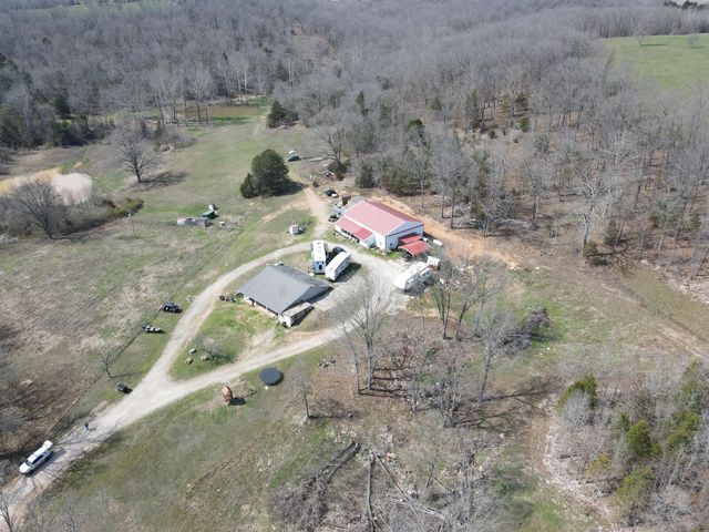 1452 County Road 542, Caulfield, MO 65626