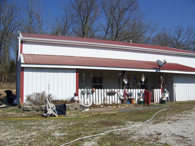 1452 County Road 542, Caulfield, MO 65626