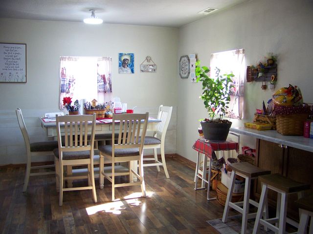 1452 County Road 542, Caulfield, MO 65626