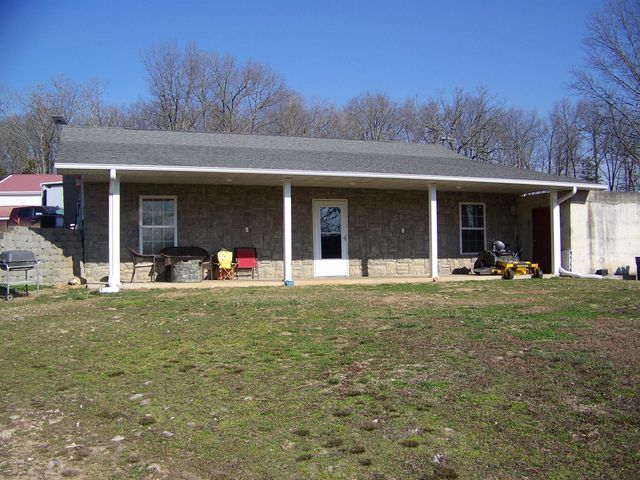 1452 County Road 542, Caulfield, MO 65626
