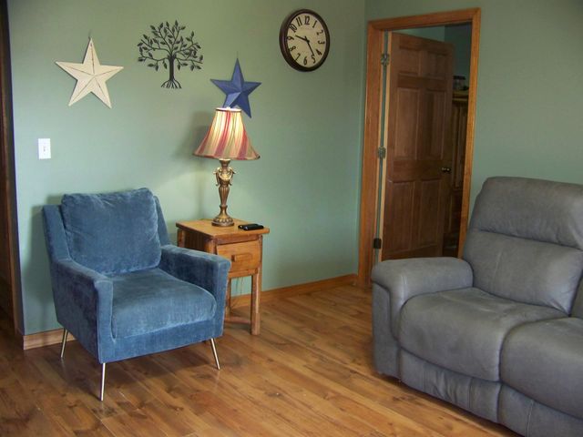 1452 County Road 542, Caulfield, MO 65626