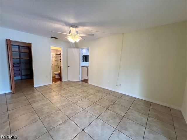 4305 Island CIR 4, Fort Myers, FL 33919