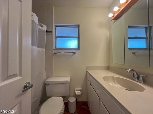 4305 Island CIR 4, Fort Myers, FL 33919