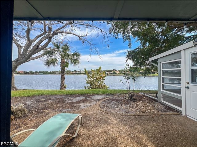 4305 Island CIR 4, Fort Myers, FL 33919