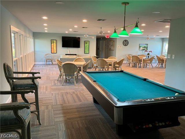 4305 Island CIR 4, Fort Myers, FL 33919