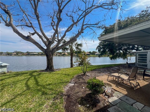 4305 Island CIR 4, Fort Myers, FL 33919