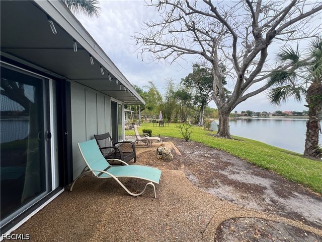 4305 Island CIR 4, Fort Myers, FL 33919