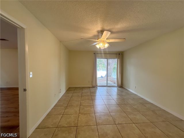 4305 Island CIR 4, Fort Myers, FL 33919