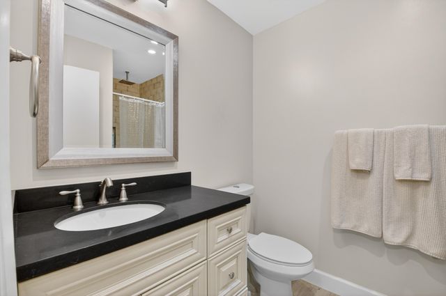 5230 Nesting Way B, Delray Beach, FL 33484