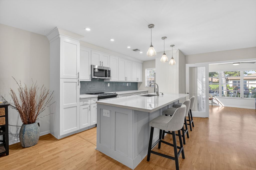 5230 Nesting Way B, Delray Beach, FL 33484