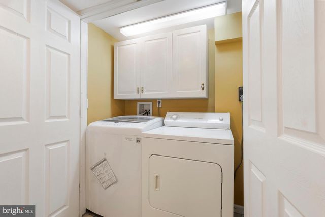 404 GROVETHORN, Baltimore, MD 21220