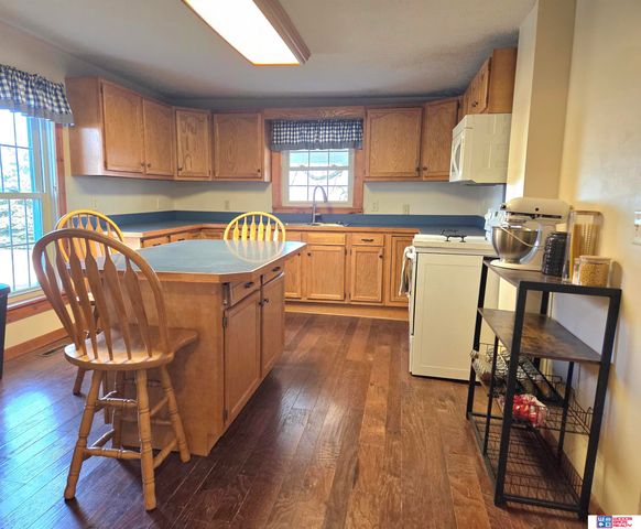 44529 US Hwy 77, Wymore, NE 68466