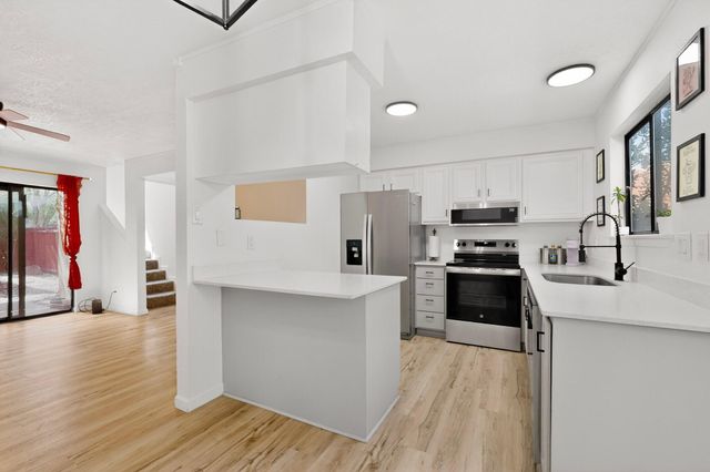 5434 6th Street NW, Albuquerque, NM 87107