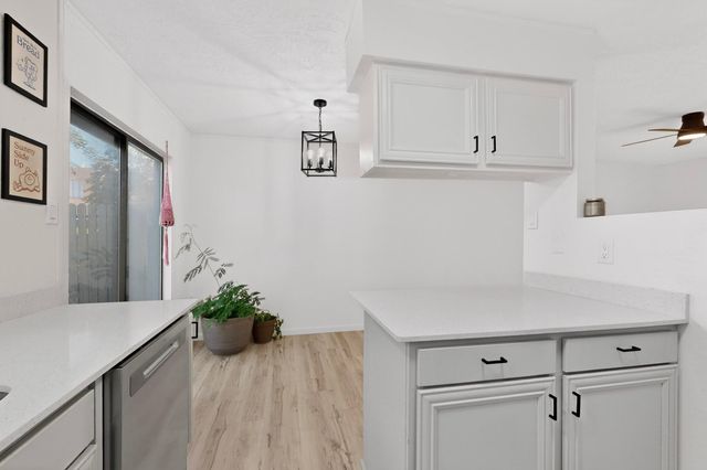 5434 6th Street NW, Albuquerque, NM 87107