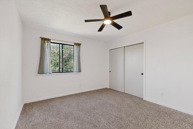 5434 6th Street NW, Albuquerque, NM 87107